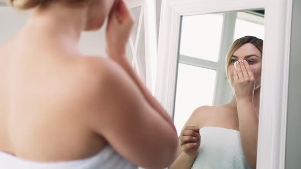 Makeup Removal Facial Cleanser Skin Woman Face alt