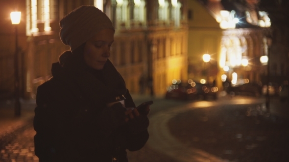 The Girl On The Evening Street, Drinking Coffee alt