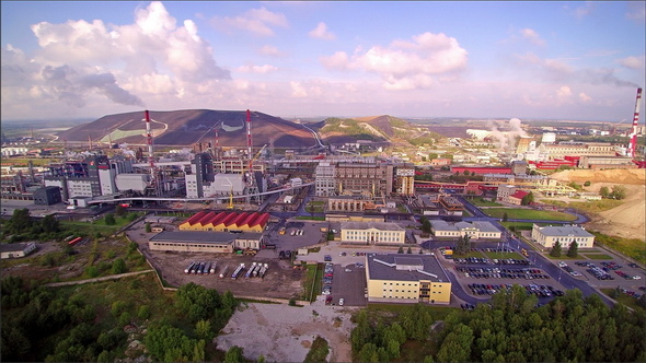 The Industrial City of Kivioli with the Factory