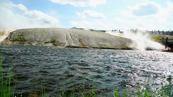 Firehole River in Yellowstone National Park alt