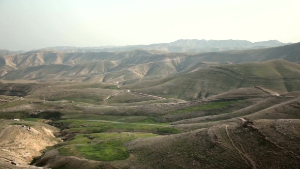 Mountain, Rocks And Hills In Neighborhood Jericho alt