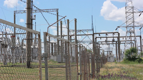 Large High Voltage Transmission Lines In Power Station