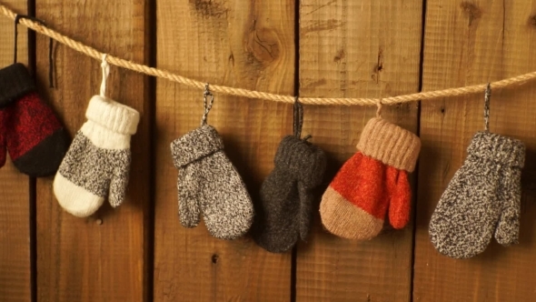 Children's Mittens On Rope