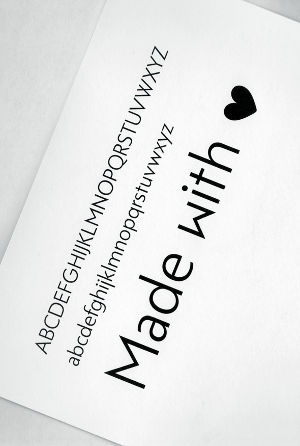 Echo Grotesque Light - Sans-Serif Fonts