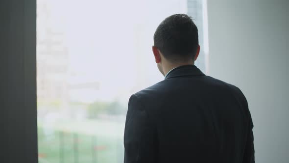 Scene Of Modern Business And Technology 1 alt