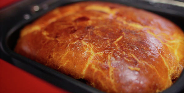 Cooking Bread in Bread Maker alt