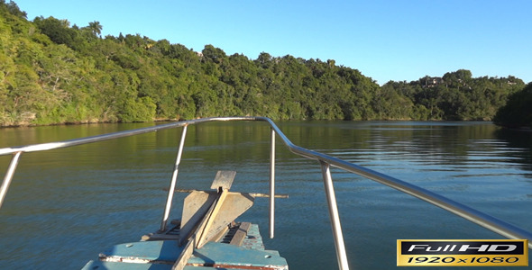 Boat Ride On The River | Full HD alt