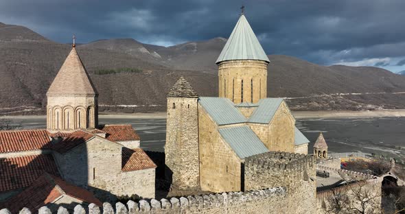 Aerial view of old Ananuri Fortress with two churches and picturesque view on river. Georgia 2022 alt