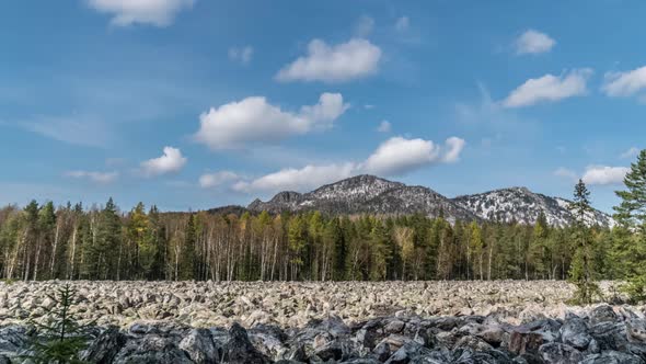 Timelapse at Taganay National Park in Russia in Autumn, "Big Stone River", Biggest Deposit alt