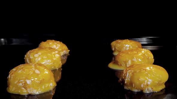 Timelapse Zoom Out  Cooking Six Crunchy Oatmeal Cookies on Metal Sheet in Oven alt