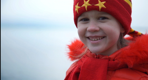 Little child on the sea