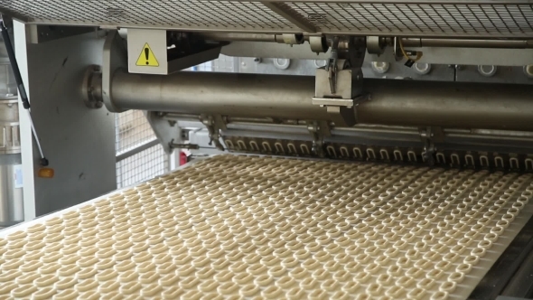 Production Of Bagels At The Bakery alt