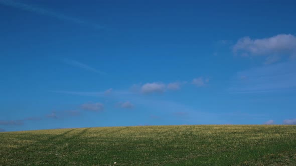 Timelapse clouds thuringian forest sunny autumn day alt