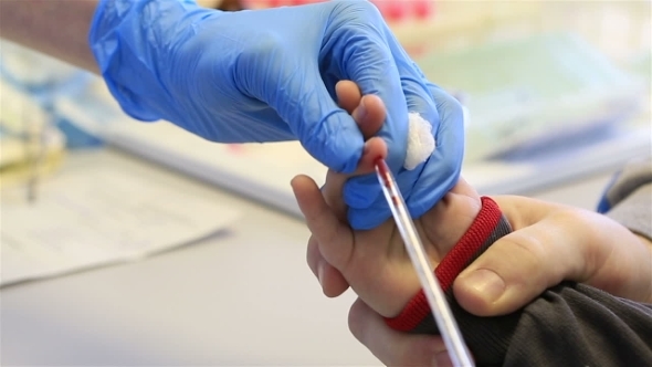 Fence Blood Test In Child. alt