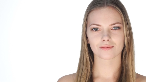 Portrait Of Beautiful Female Model alt