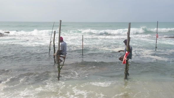 Fishermen In Sri Lanka alt