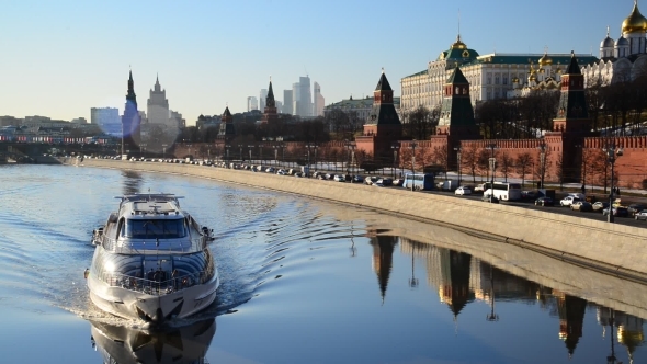  The Ship Floats On  River Near  Kremlin