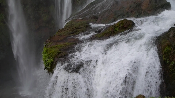 Ouzoud Waterfalls Located In The Grand Atlas Village Of Tanaghmeilt, In The Azilal Province In alt