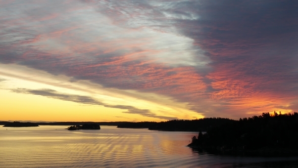 Sunset At The Baltic Sea In a Winter Time alt