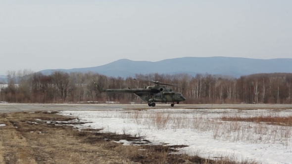 Russian Army Mi-8 Helicopter alt