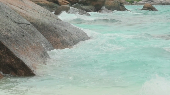 Turquoise Rolling Wave,  alt