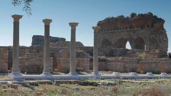 Ancient Columns Of Tralleys, Aydin, Turkey. .
