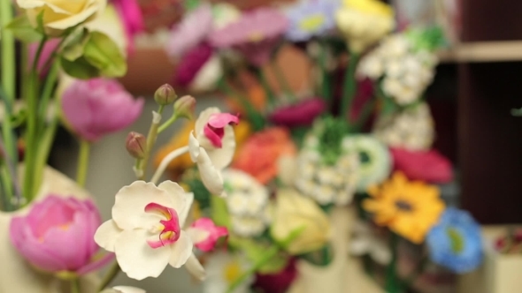 Beautiful Bouquets Of Colorful Spring Flowers 