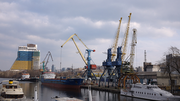 Cargo River Port