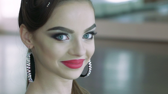 Beautiful Girl Looking At The Camera.  alt