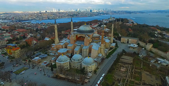 Aerial View of Hagia Sophia Mosque in Istanbul 2 alt