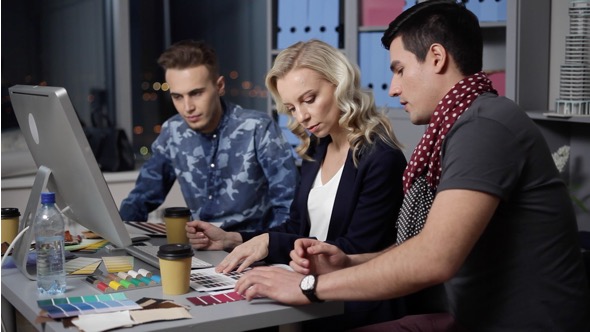 We Need to Choose a Color Scheme for Design alt