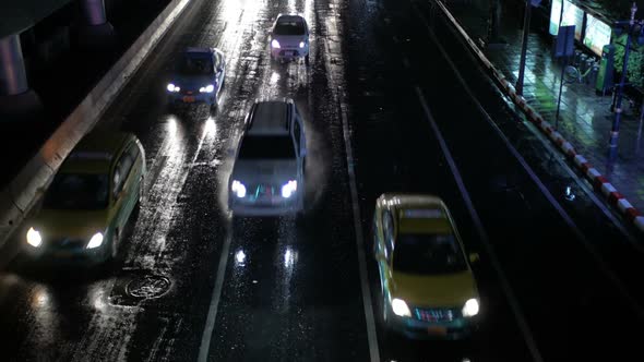 Traffic With Rain alt