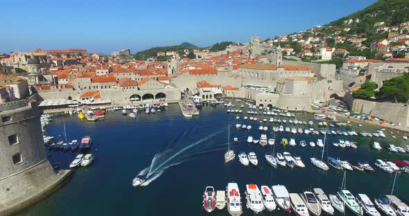 Fort St. Ivan And Old Town Harbour In Dubrovnik 9 alt