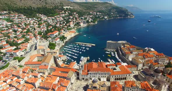 Aerial View Of Old Town Of Dubrovnik 1 alt