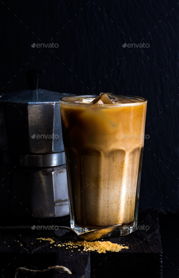 iced coffee with moka pot