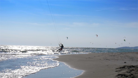 Kitesurfing