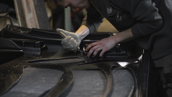 Wizard Carves Plastic Parts From a Sheet. Details Obtained By Thermal Vacuum Forming.  alt