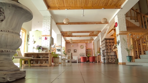 Boy And Girl Enteres The Boutique Hotel alt