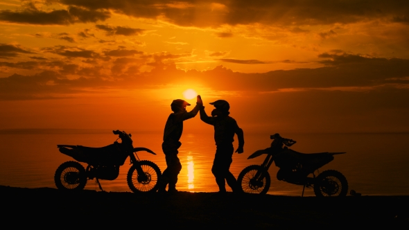 Sunset Bike Racing - Motocross instal the new version for ipod