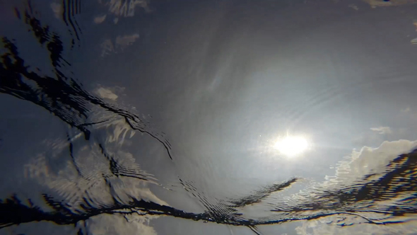 Underwater Sunrays alt