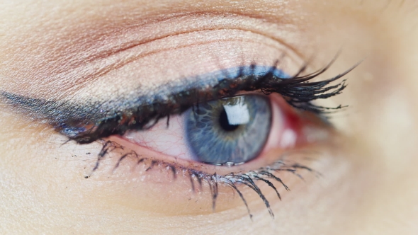 Young Woman With Blue Eyes alt