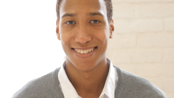 Smiling Black Man Portrait alt
