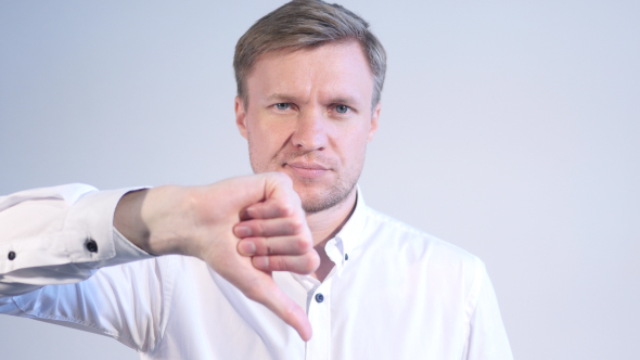 Businessman Portrait, Thumbs Down, Failure alt