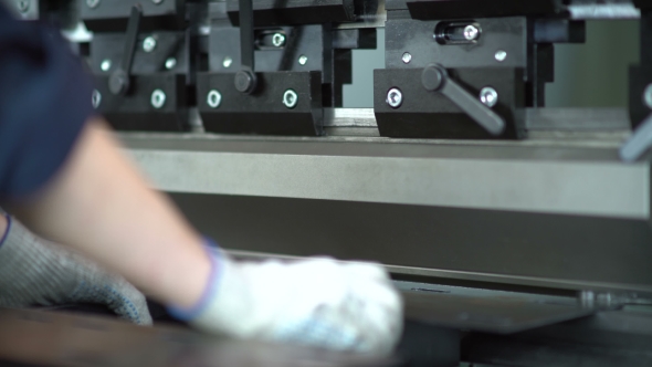 Metal Bending Machines alt