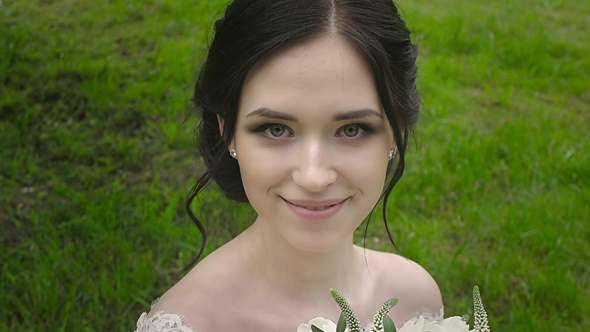 Young Bride Portrait Outdoor