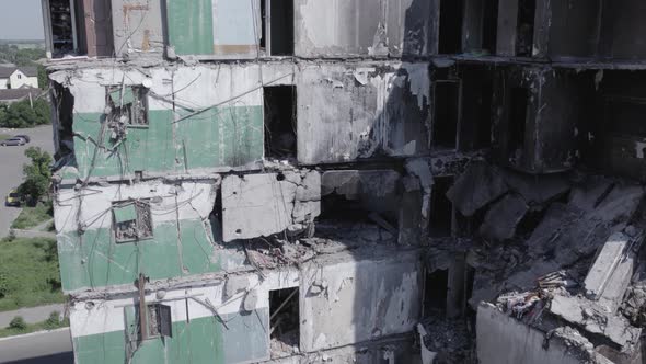 Residential Building Destroyed By the War in Ukraine alt