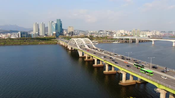 Seoul Yanghwa Bridge Traffic