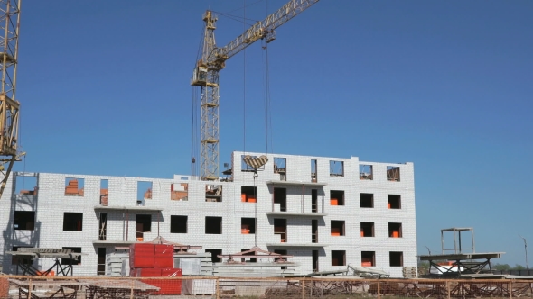 Transportation Of The Concrete Slab Using a Crane alt