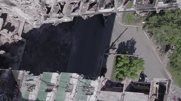 Vertical Video of the War in Ukraine  a Destroyed Building in Borodyanka alt