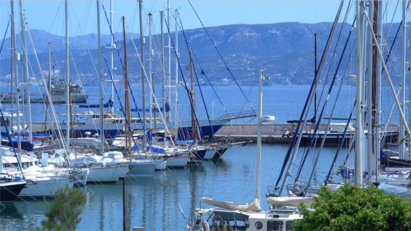 Bay View with yachts (panorama)